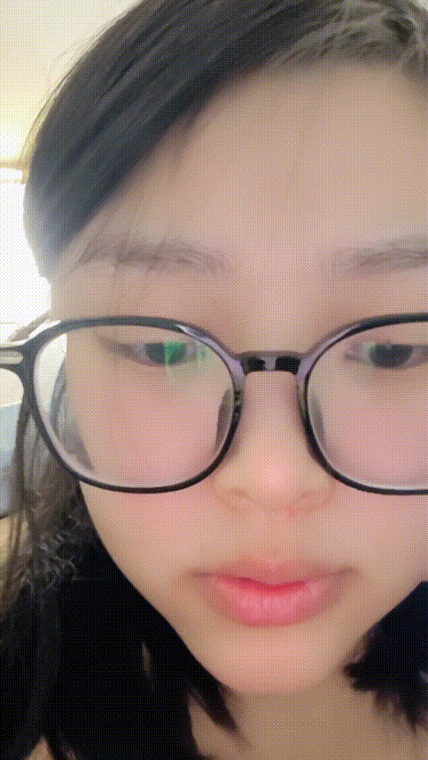 【西安水多多】眼镜学妹 巨乳肥臀 黄瓜抽插 道具自慰 (5)_p20_compressed.gif.gif