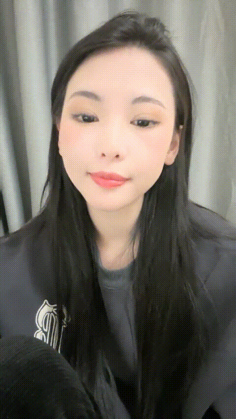 小野师妹_极品漂亮女神_牛仔裤_双道具_喷水_特写_4_p60.gif