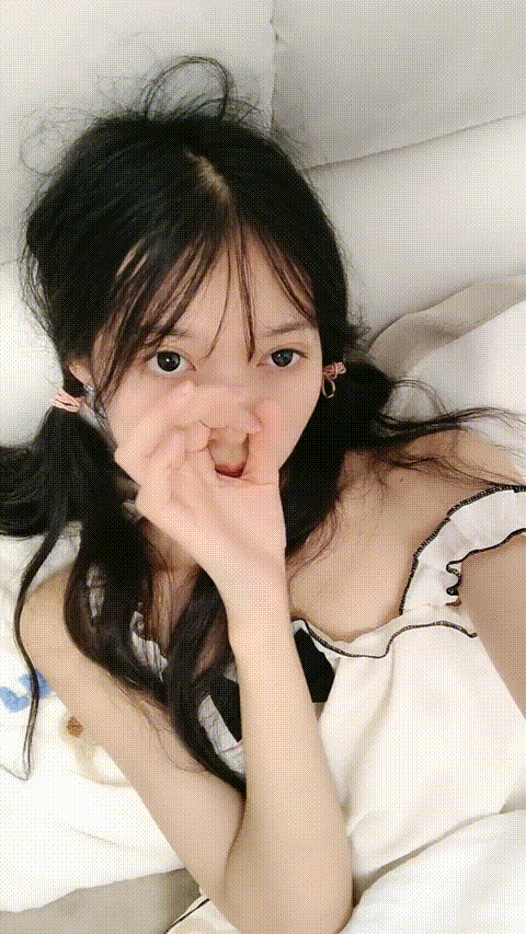 #蔡蔡仙女__8_3_klv7s_p80_compressed.gif