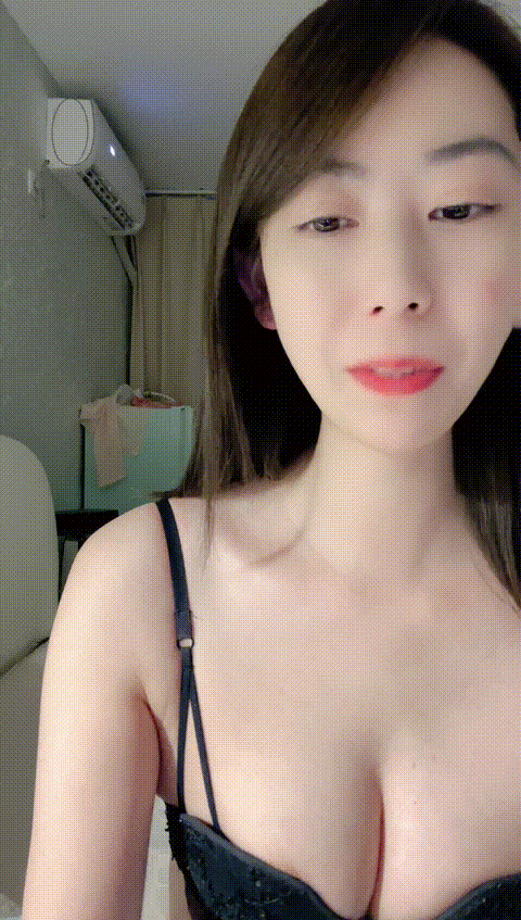 #酥心___9_12_566xc_p60_compressed_compressed.gif