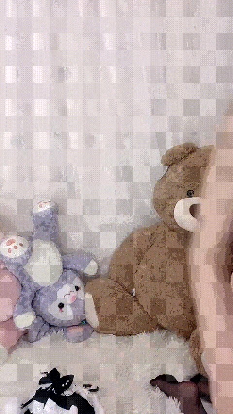 05洛丽塔_20260208_110009_p80.gif