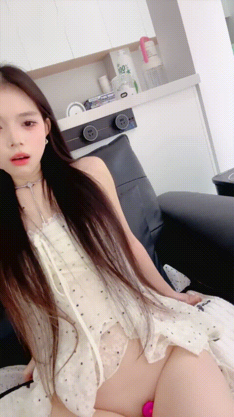 情谊蜗牛_粉嫩小白兔_20260214_113018_p20.gif