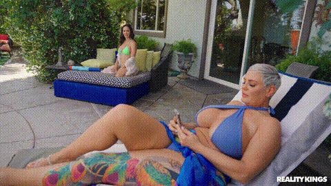 MILFs Double Soak The Pool Girl's Pussy_p5.gif