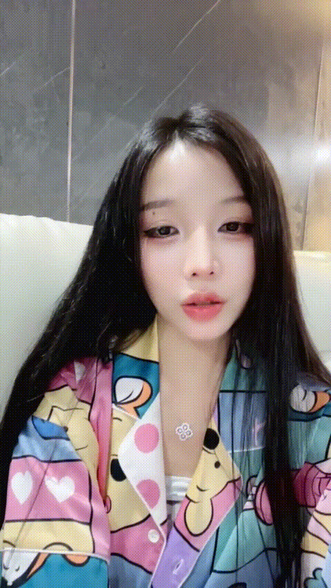 小巴辣子_20260216_004150_p5_compressed.gif