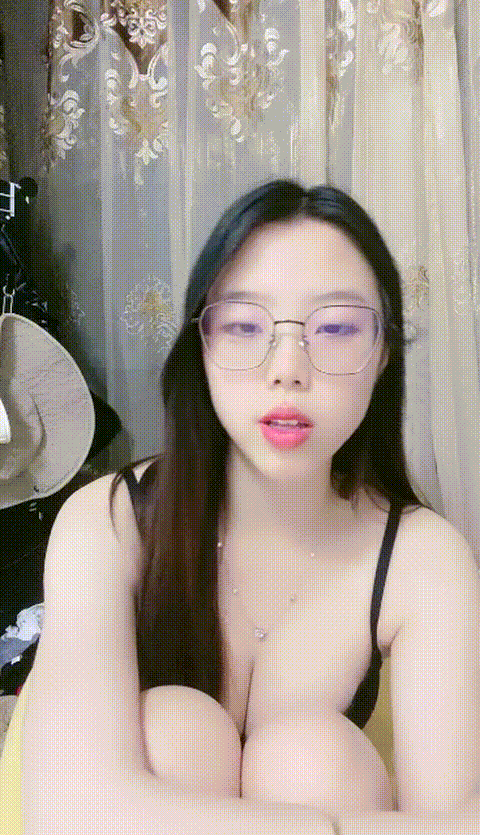 学生姐妹花_蜜桃_1fzzo_p40_compressed.gif