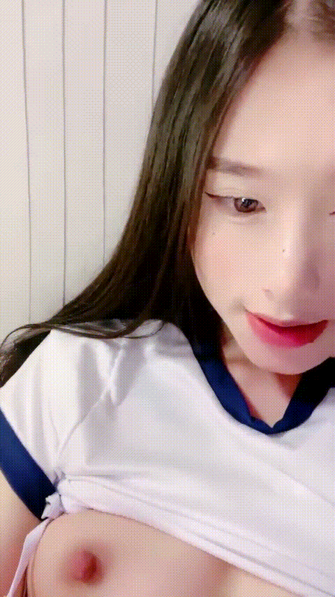 【兔纯】高颜值白虎校花萝莉美少女！道具自慰_骚水泛滥_3_p5_compressed.gif.gif