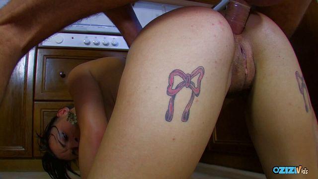 Aroused kinky babe gets down on all fours for hardcore doggy anal.jpg