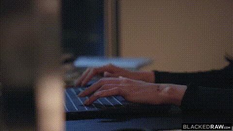 Close The Deal_p5.gif