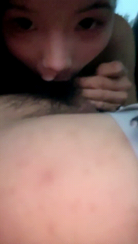 年末贺岁片农村小学妹~【07水嫩宝宝】大姨妈时期跟同村小伙玩车内口爆 2场 1场50岁大.gif