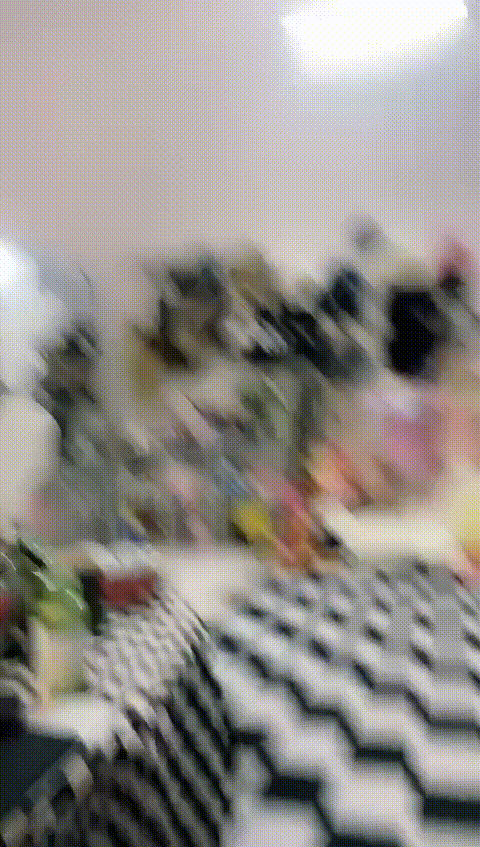 vlc_record_2023_05_28_23h04m54s_cx___p60_compressed.gif