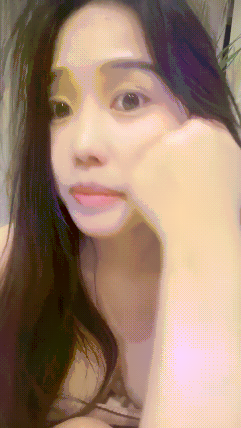 【月亮躲在云朵】肉肉女神天花板！极品炮架_身材绝绝子！_2_p5_compressed.gif.gif