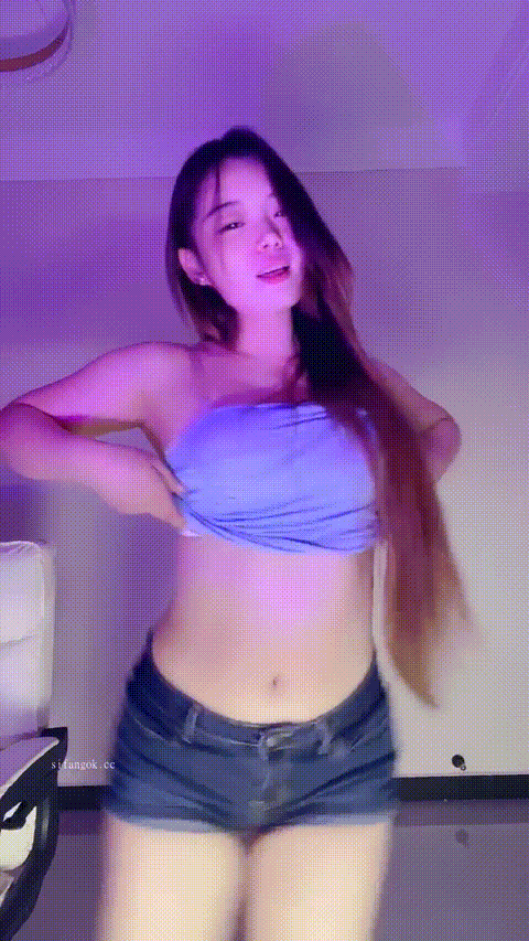 舞蹈学妹【软糖】超劲爆燃烧热舞~尺度越来约大 道具自慰 真是美到爆炸 (5)_p5_compres.gif