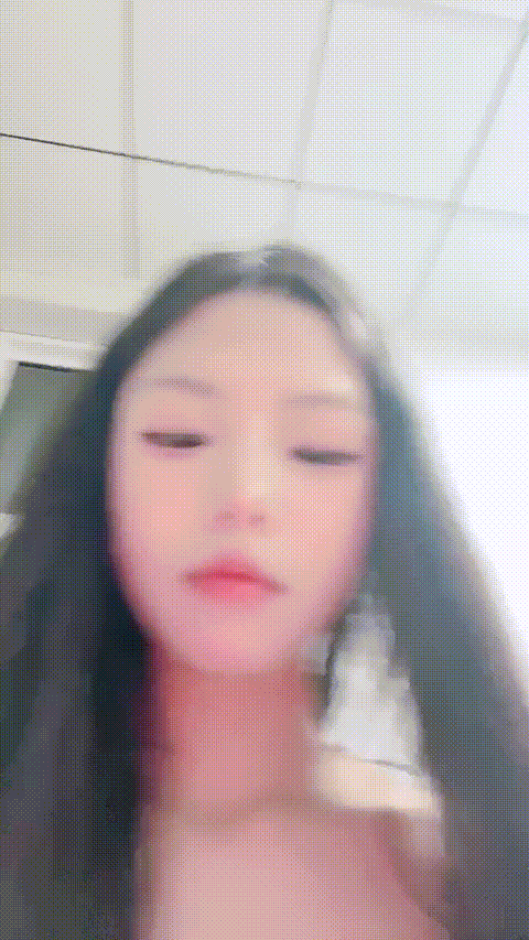 小星星】漂亮河南小妹妹身材苗条美乳长腿 嫩穴大屁股 全裸在家和男朋友无套啪啪_p80.g.gif