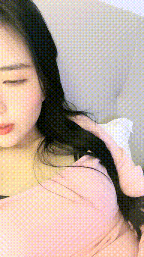 86360696_一线天小美_08_p5.gif