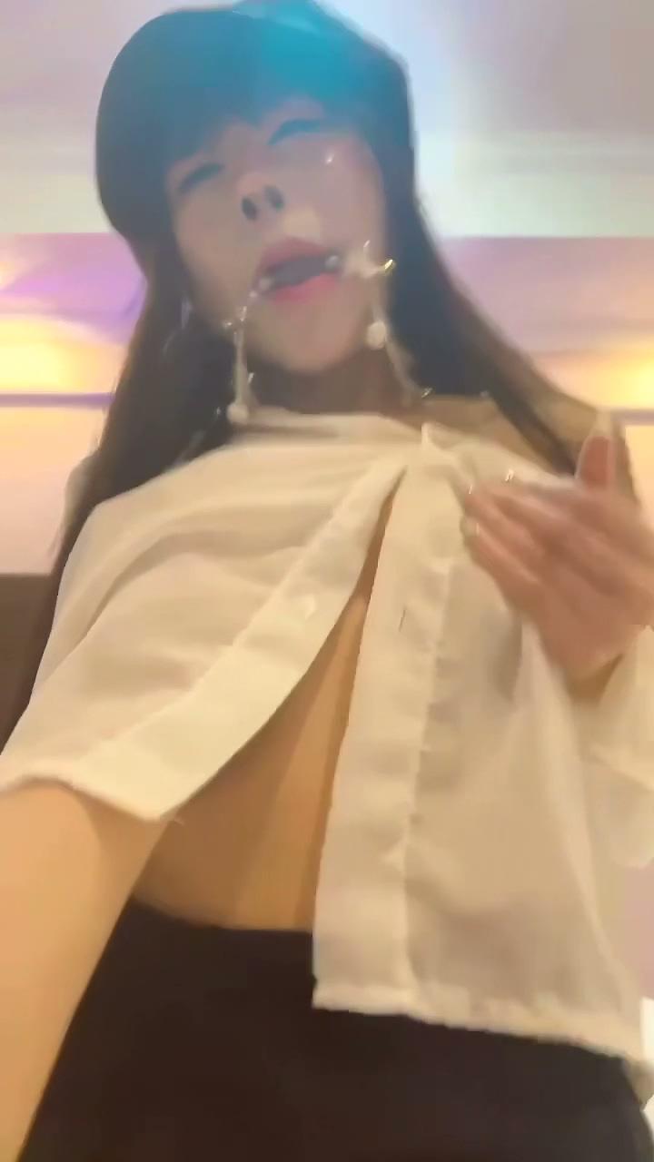 极品美女网红布丁熊丝袜子做爱.mp4_20260519_182539.492.jpg