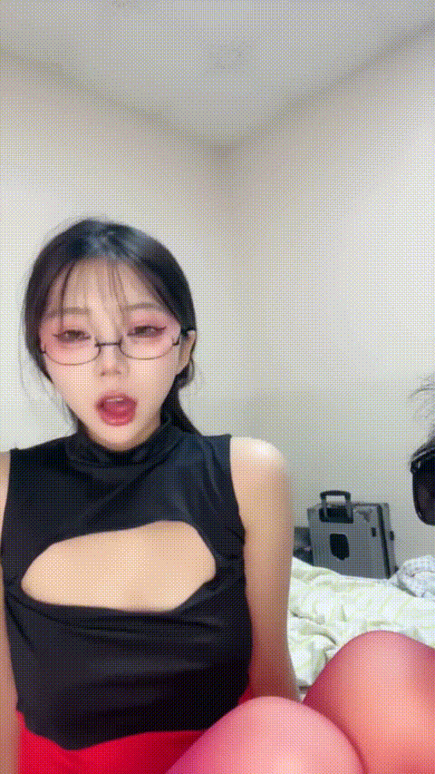 小梦梦_20260217_152602_p40_compressed.gif