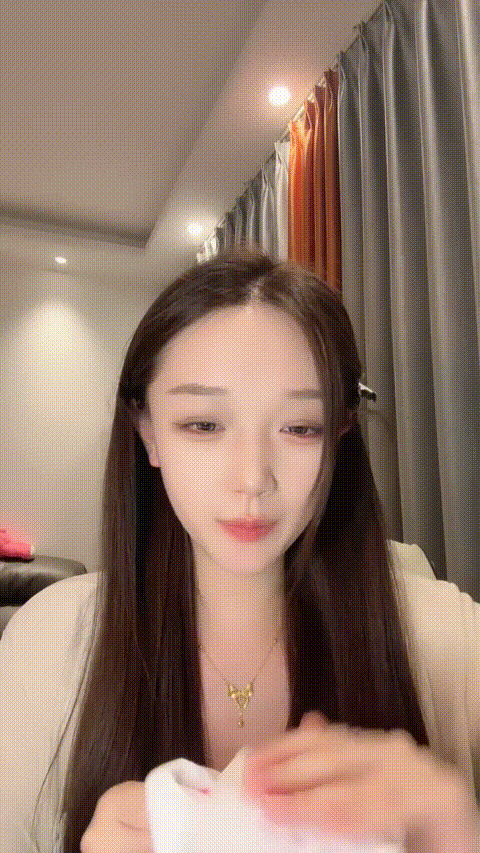 萝莉叭嗦_20260308_161426_p5_compressed.gif