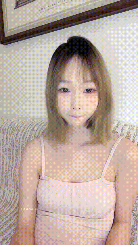 尤物学妹【生椰拿铁加冰】极品奶子粉嫩美鲍 道具自慰白浆渗出罕见无套啪啪 吃鸡后入尿.gif