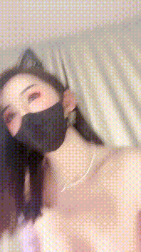 有尤物啊【悠悠】真身体太极品了 大奶美乳又白又嫩 黑丝长腿粉嫩逼逼 跳弹自慰 御姐收.gif